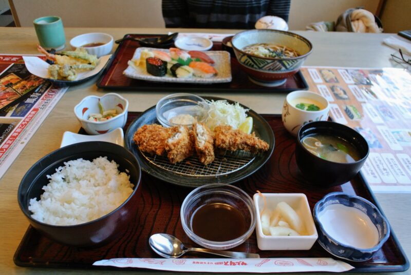 和食処とんでんのホッケフライ御膳