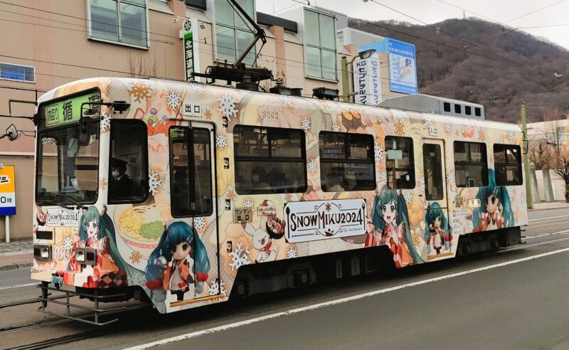 雪ミク電車2024