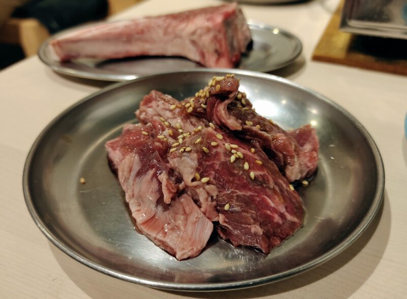 名前はまだ無い札幌総本店の牛サガリ肉