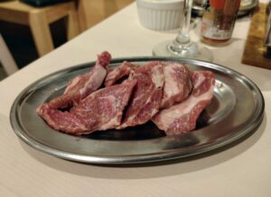 名前はまだ無い札幌総本店のラムヒレ肉