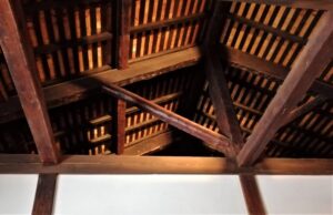 簾舞郷土資料館・旧黒岩家住宅の旧棟の屋根裏