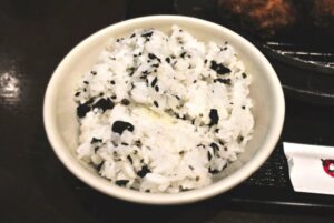 とんかつ玉藤麻生店の五穀米