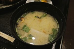 とんかつ玉藤麻生店の味噌汁