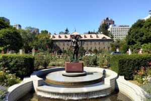 札幌軟石で建造された札幌市資料館（旧札幌控訴院）