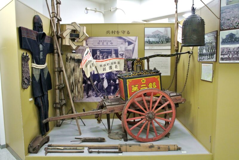 屯田郷土資料館に展示の篠路兵村消防部の装備