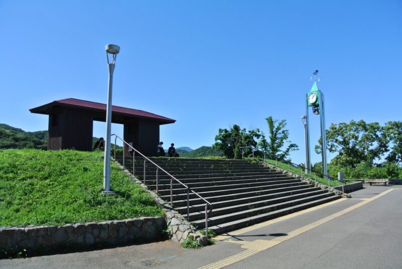 旭山記念公園の展望台の東屋