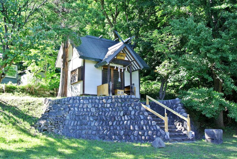 界川神社の社殿