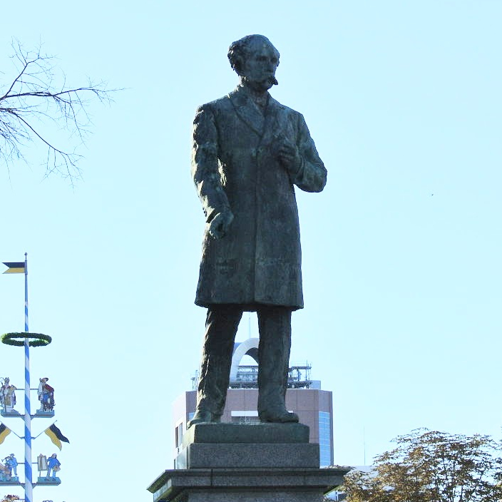 大通公園のホーレス・ケプロン像