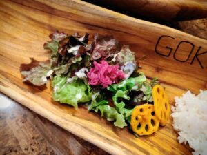 相場王のスープカレー極喱 札幌本店の生野菜サラダ
