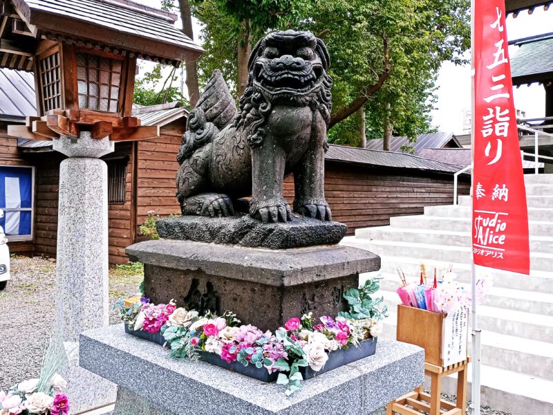 諏訪神社の狛犬