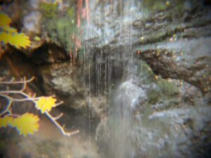白糸の滝のアップ