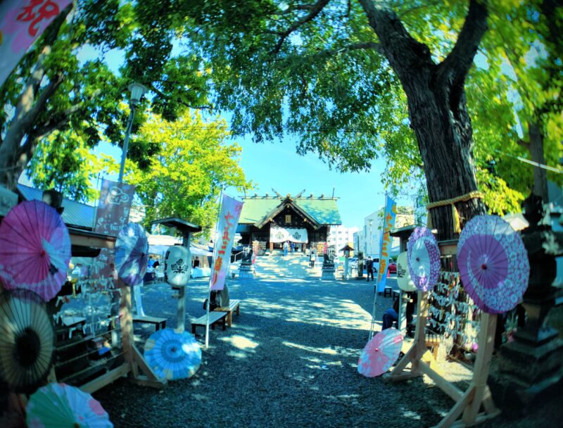 札幌市東区の諏訪神社を広角撮影