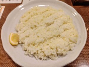 メディスンマンのライス普通盛り