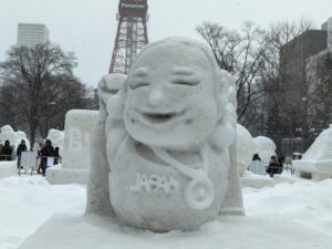 2025年さっぽろ雪まつりの2丁目の北口榛花選手の雪像