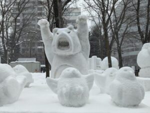 2025年さっぽろ雪まつり９丁目会場のR２D２の雪像