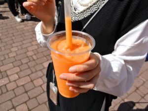 娘がリクエストした夕張メロンシェイク
