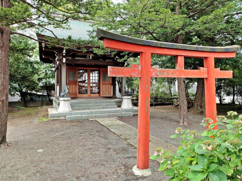 金龍山大覚寺の豊川稲荷