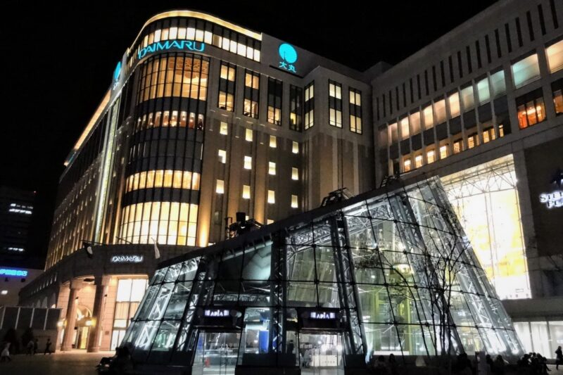 夜の大丸札幌店