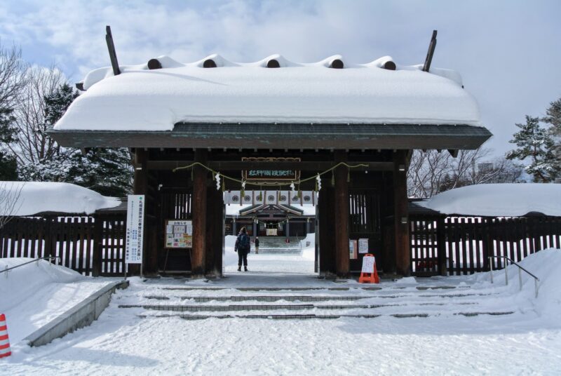 冬の札幌護国神社