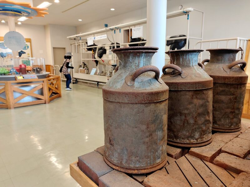 サツラクミルクの郷牛の館の内部の様子