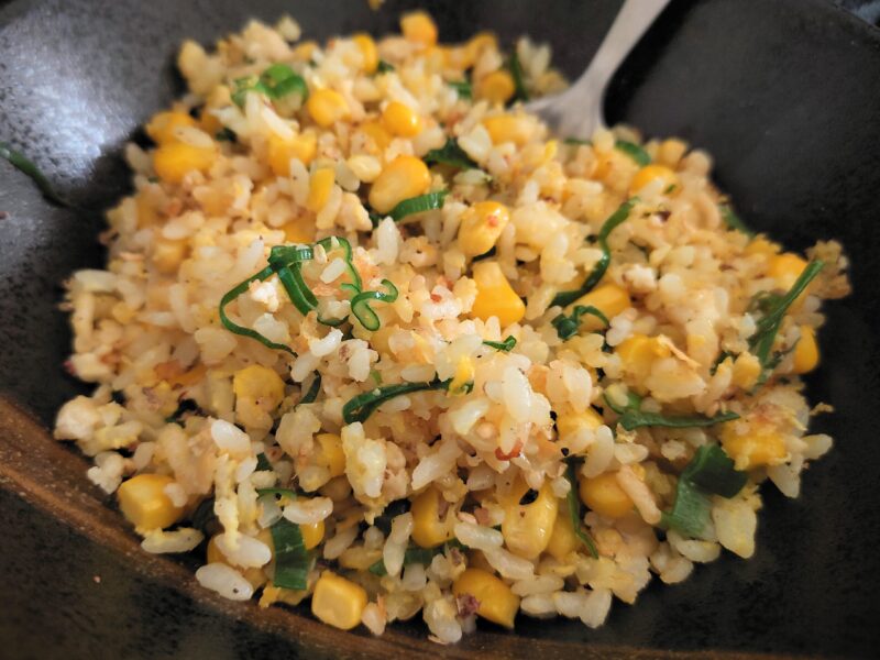 サツラクミルクの郷まきば館で購入した野菜でつくったコーンチャーハン