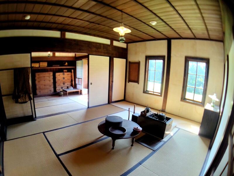 旧武岡商店の居室