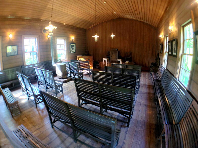 旧浦河公会会堂の礼拝堂の様子