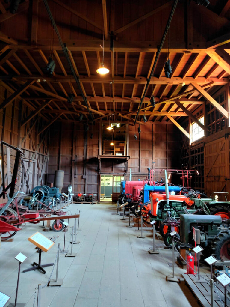 旧農商務省滝川種羊場機械庫の庫内