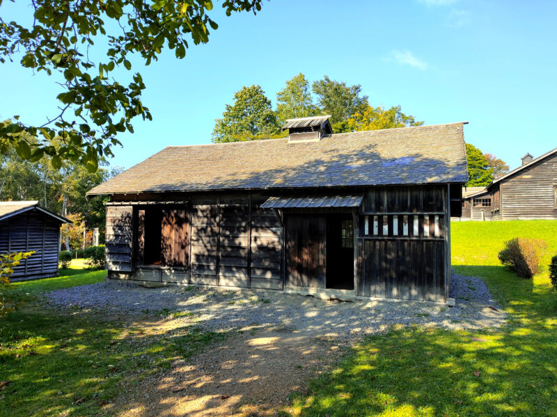 旧納内屯田兵屋の外観