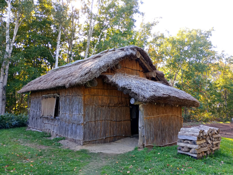 開拓小屋の外観