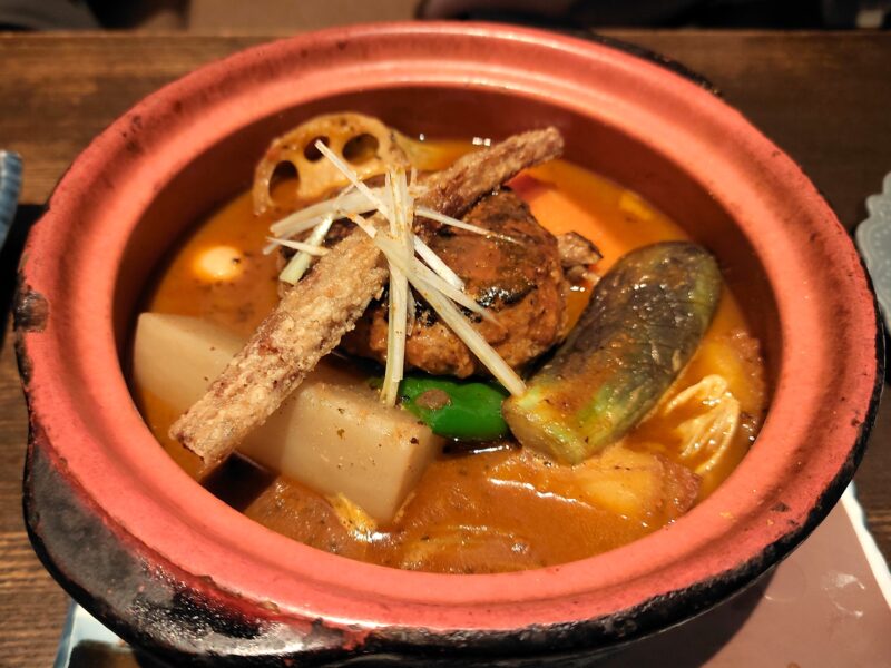 スープカレーしゃば蔵の羊骨スープの煮込ラムバーグスープカレー