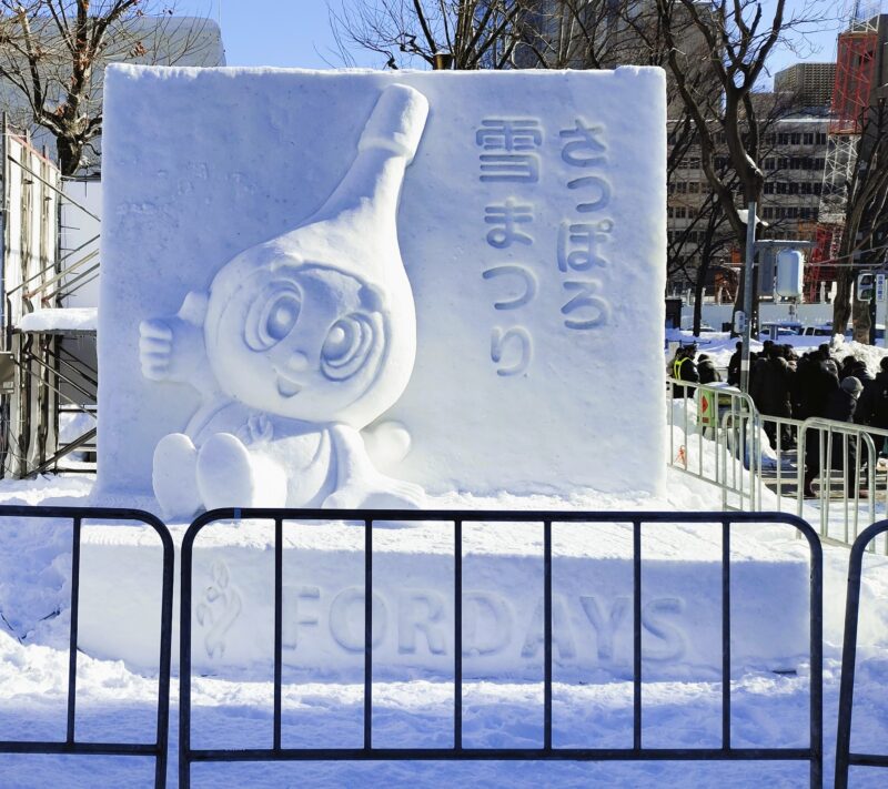 さっぽろ雪まつり2026年5丁目会場のどりんぴん雪像