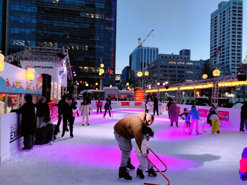 さっぽろ雪まつり2026年３丁目会場のスケートリンク