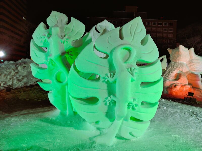 さっぽろ雪まつり2026年11丁目会場の国際雪像その４（夜）