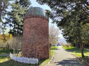 前田公園のサイロ