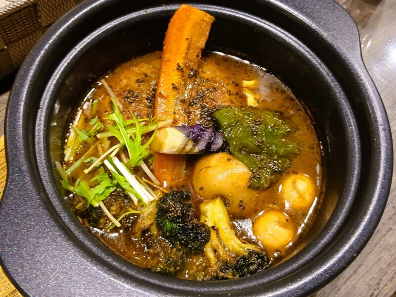 Casual Dining BAR KiTi キチのハンバーグスープカレー