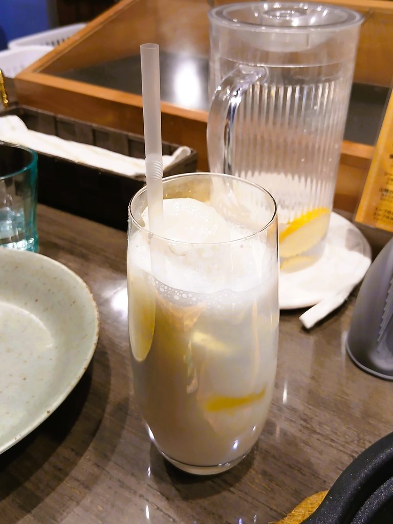 Casual Dining BAR KiTi キチのラッシー