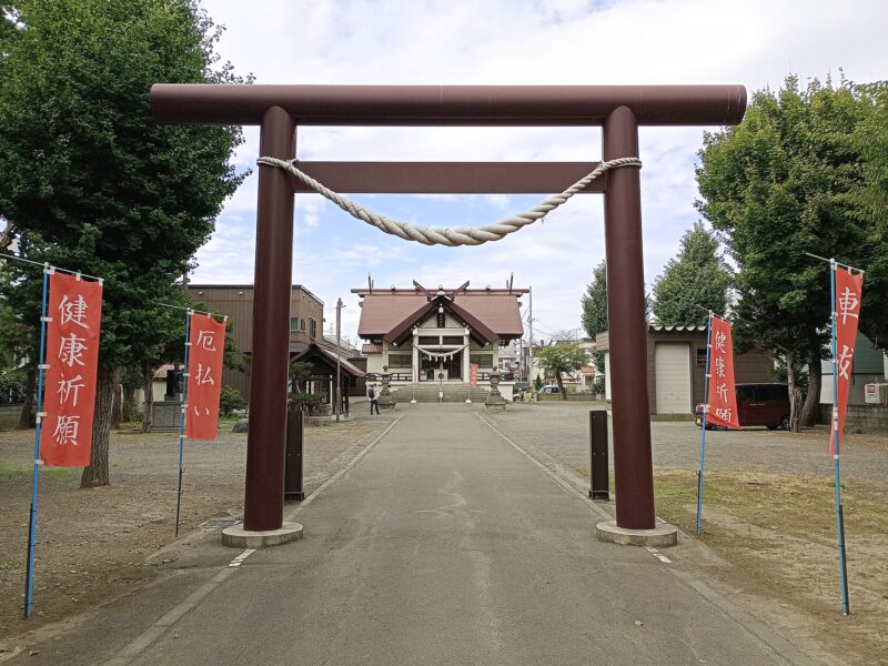 苗穂神社の境内
