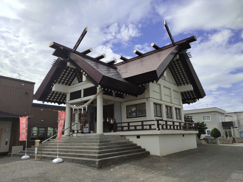 苗穂神社の社殿